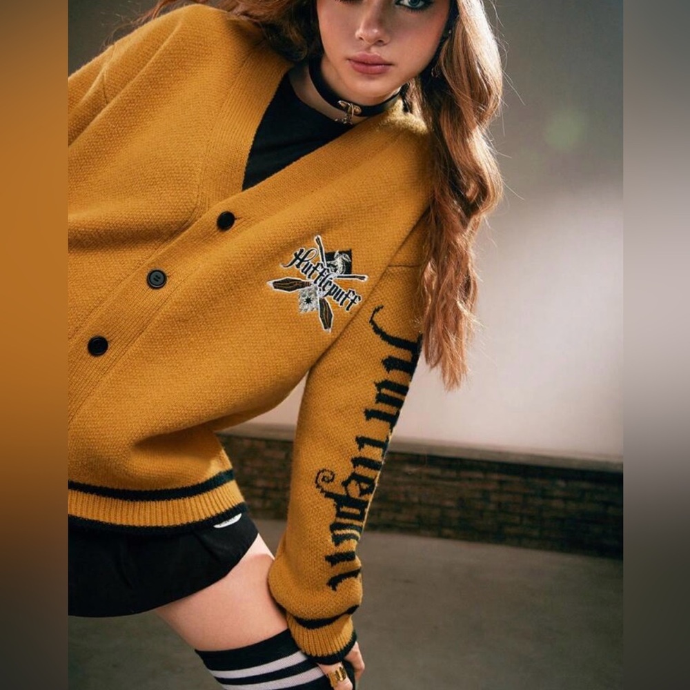 ROMWE Harry Potter Hufflepuff Cardigan Sweater
